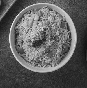 Shanghai Fried Rice Veg [Serves 1- 2]
