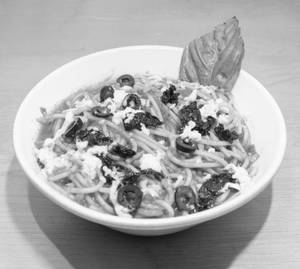 Spaghetti Arrabbiata With Sun Dried Tomato Drizzled With Olive Oil Pasta