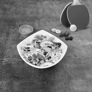 Mediterranian Salad With Chicken
