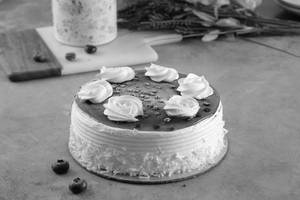 Blueberry Ice Cream Cake (1 Kg)