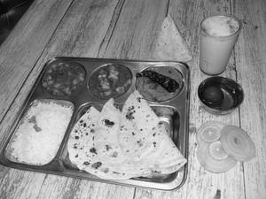 Veg Punjabi Thali