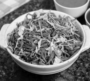 Chicken Schezwan Noodles