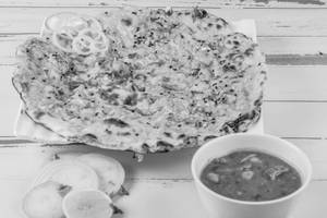 Amritsari Kulcha with Chole