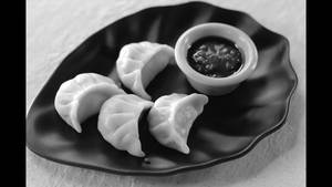 Tandoori Paneer Momos (Steamed)