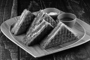 Grilled Chicken Black Pepper & Mayo Sandwich