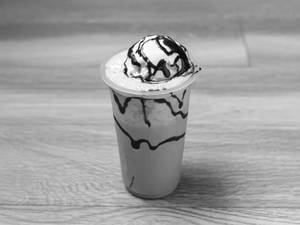 Cold Coffee With Icecream