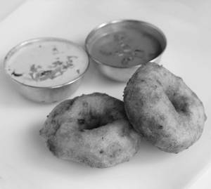Vada (4 Pcs) 