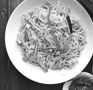 Veg Hakka Noodles