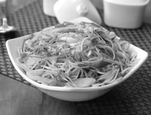 Veg Hakka Noodles