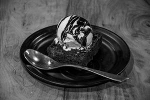 Brownie With Ice Cream