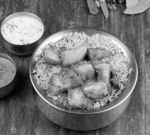 Aloo Dum Biriyani