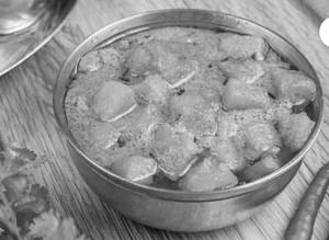Aloo posto (serving 1)