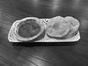 Kachori Sabji (4 Pcs)