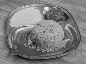 Rice Bath(1pc)(serves with extra raita ,salan )