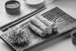 Veg Glass Noodles Spring Rolls [5pcs]