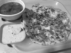 Paneer Uttapam