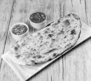Choley With Stuffed Kulcha