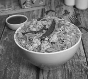 Schezwan egg noodles