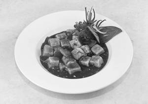 Paneer In (hot Garlic / Chilli Soya Sauce)