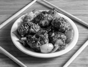Chicken Chilli Momos (10 Pcs)