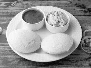 Idly Sambar (2 Pcs)