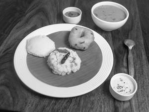 Mini Idli, Mini Vada & Mini Upma Combo         