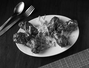 Spicy Chicken Eith Red Wine 6 Pcs