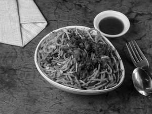 Schezwan Chicken Noodles