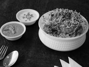 Hyderabadi Chicken Dum Biryani