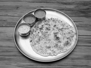 Onion Uttapam