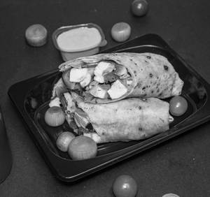 Single Egg Double Paneer Roll