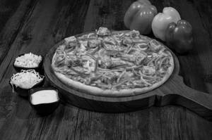 Tikka Swarma Paneer Pizza New