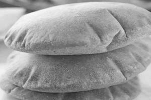 Pita Pocket Brown Bread