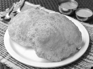 Poori (2 Pcs)
