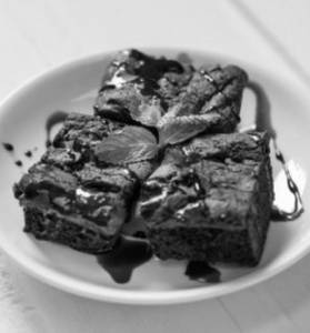 Chocolate Sauce Brownie