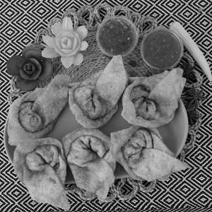 Veg Fried Wontons [6 Pieces]