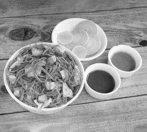 Schezwan Chicken Noodles