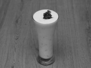 Gulkand Lassi (Glass)