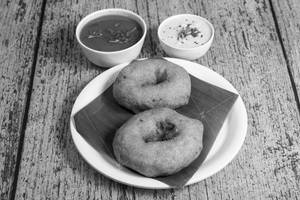 medu wada sambhar