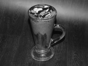 Cad Almond Shake