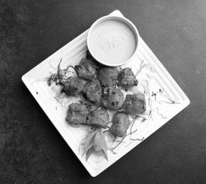 Chicken Tikka [8 Pieces]