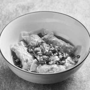 Chicken Wonton In Chilli Oil