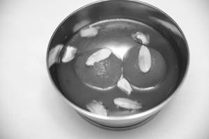 Gulab Jamun (2 Pcs)
