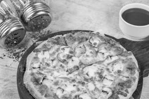 Paneer Makhani Pizza