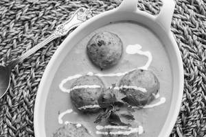 Malai Kofta (White and Red Gravy)