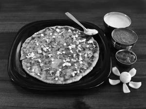 Aloo Pyaz Paratha 