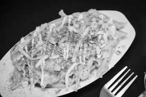 Cheesy Chicken White Sauce Pasta
