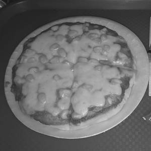 7" Inches Pizza With Mozerella Cheese ( Corn )