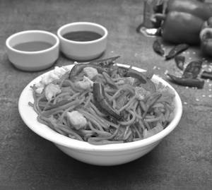 Schezwan Chicken Noodles