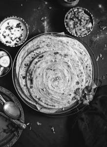 Lachha Paratha (2pcs)